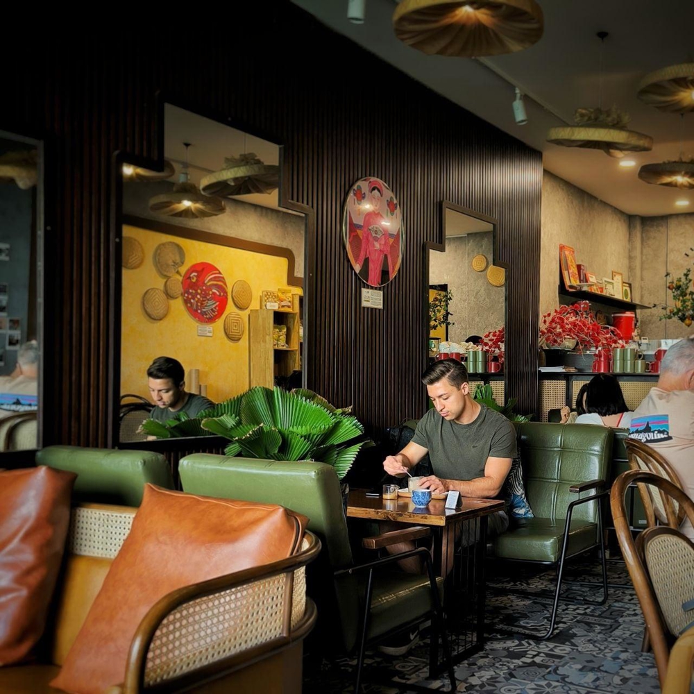 Indochine charm meets quiet elegance in this vintage-inspired space